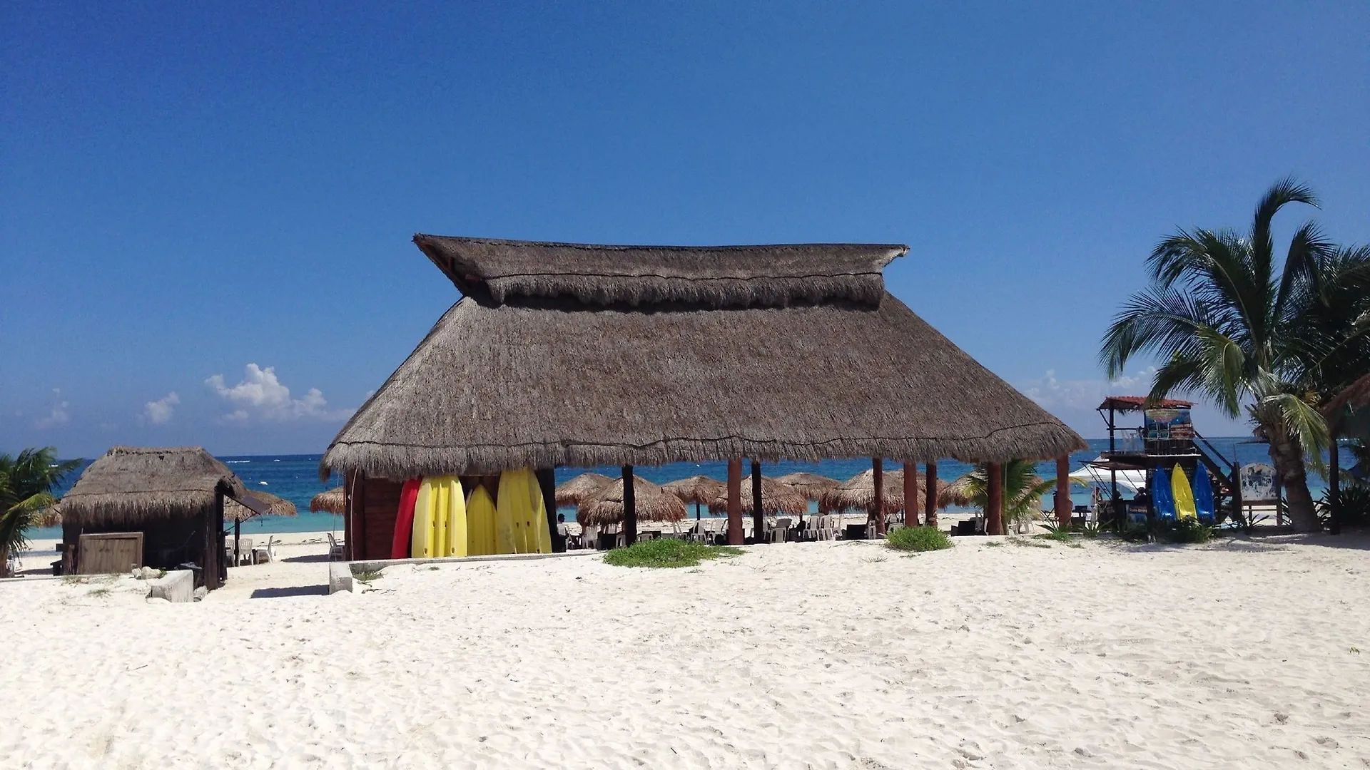 Hotel Dos Naciones Puerto Morelos 2*,  Mexico