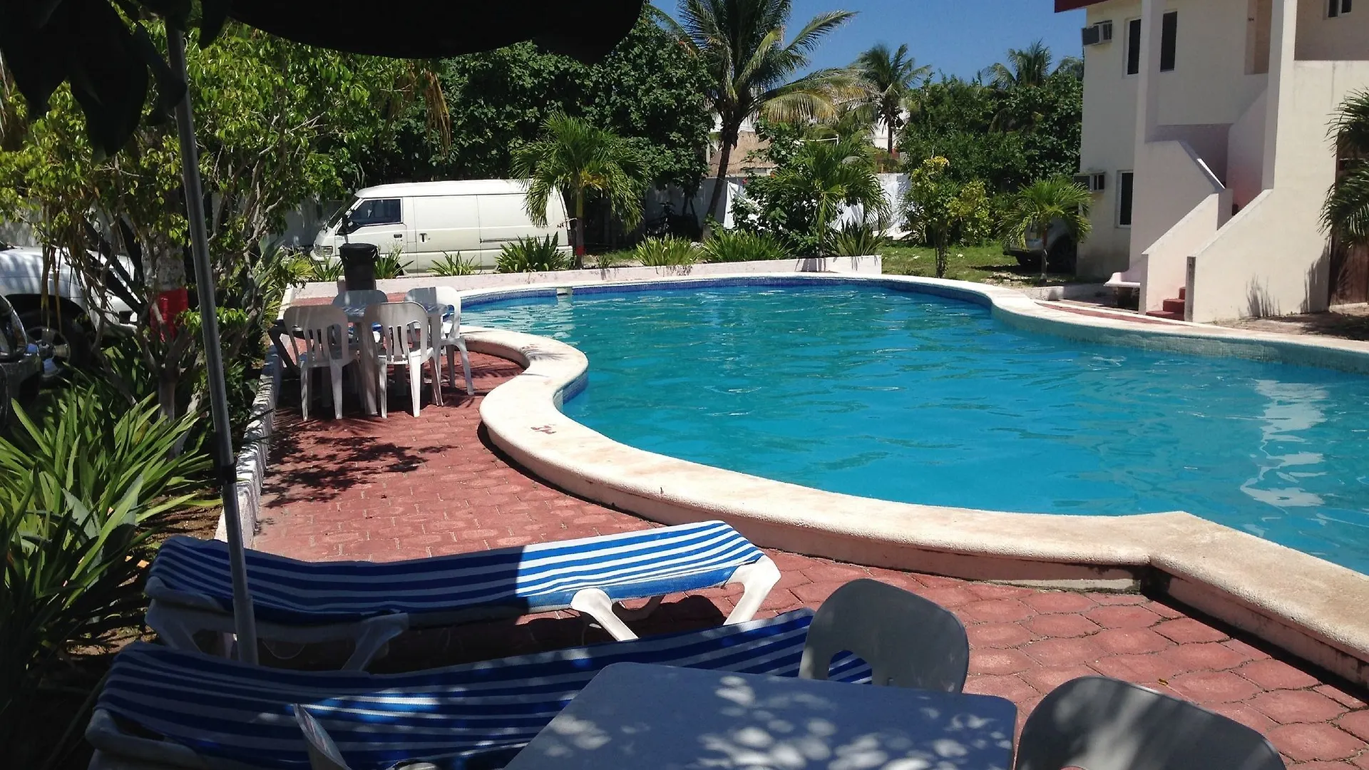 Hotel Dos Naciones Puerto Morelos